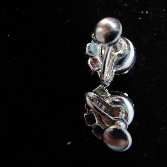 Vintage crystal earrings - Picture 2 of 3